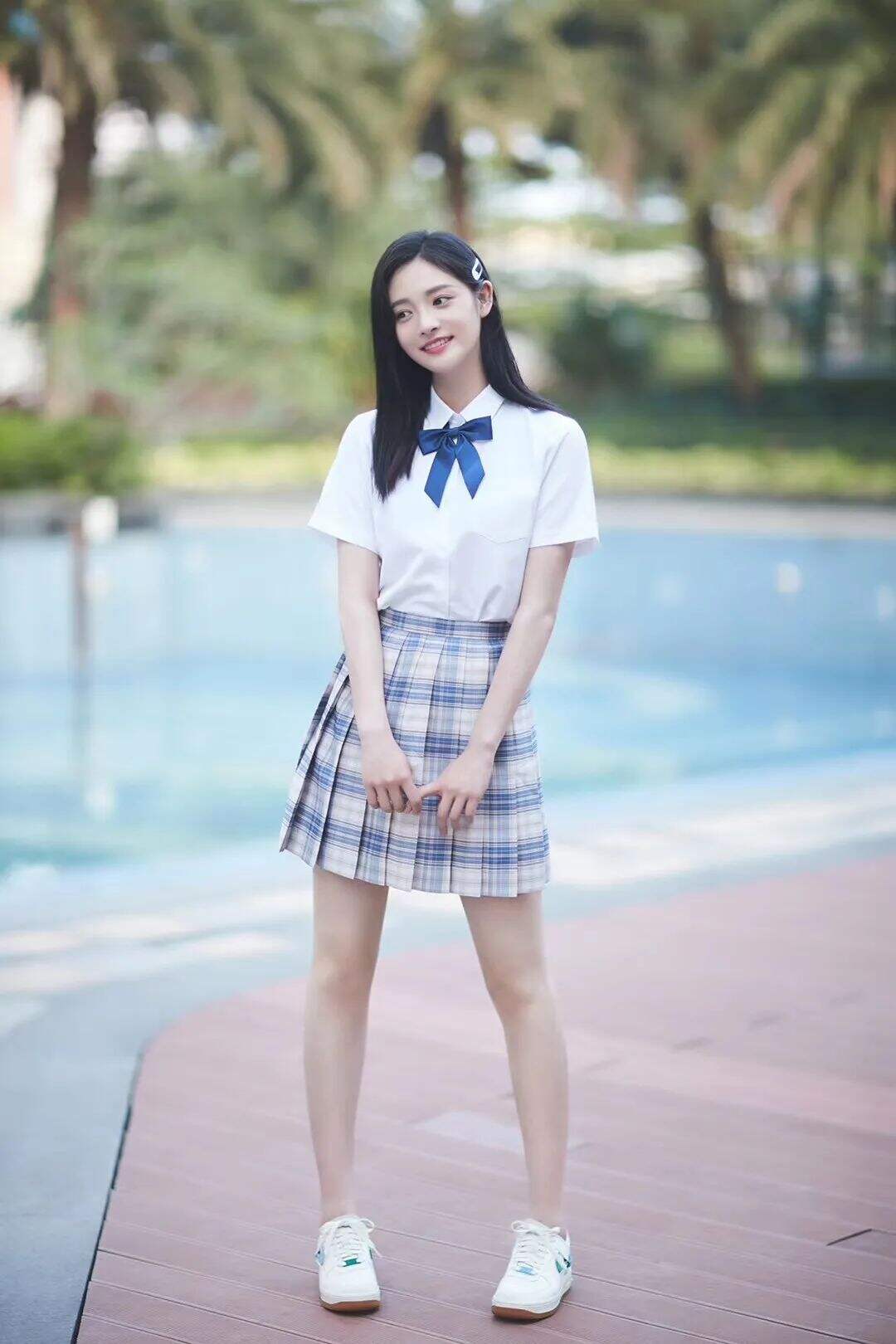 上游时尚王心凌的甜心校园风好配这个毕业季
